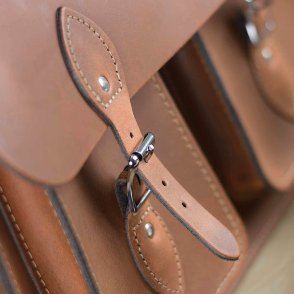 Single Classic Buckle Fastener